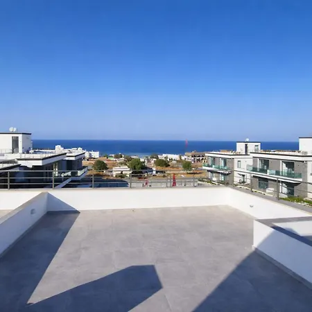 Sunprime Premium With Pool & Sea View, Northern Cyprus Apartment *
